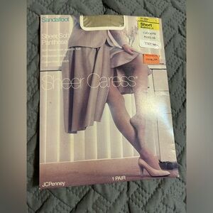 Vintage JC Penney Sheer Caress Sandalfoot Pantyhose in Mushroom, Short